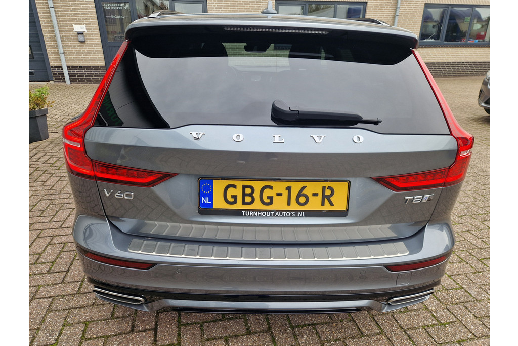 48157113-5.jpg